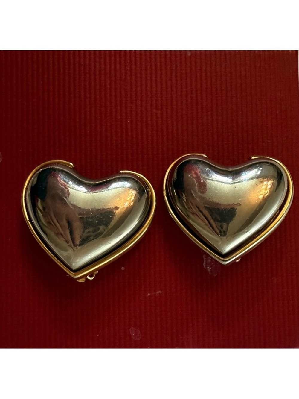 VINTAGE EARRINGS CLIP PUFFY HEART GOLD MIRRORED SILVER COLOR LARGE